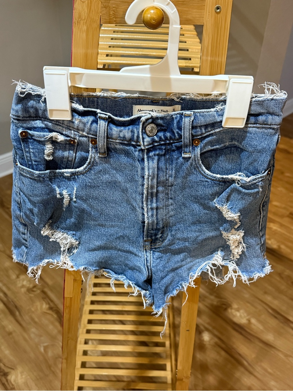 Abercrombie & Fitch The Mom Short HR